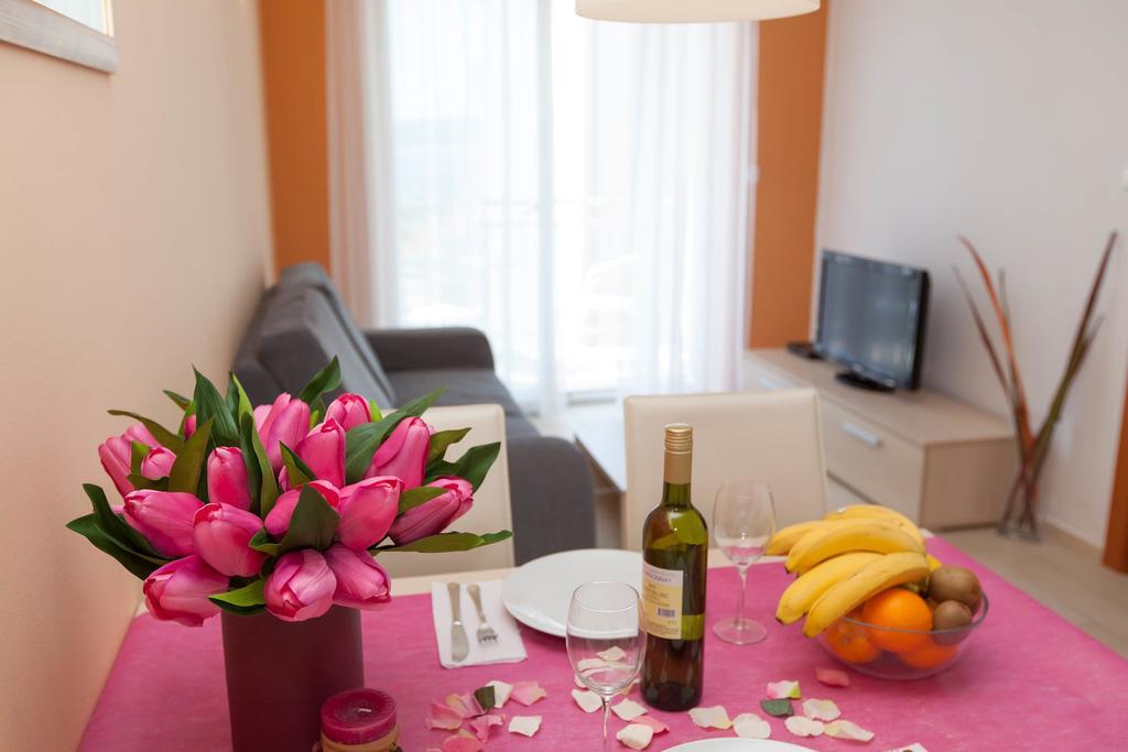 Apartments Ines Selce Exterior foto