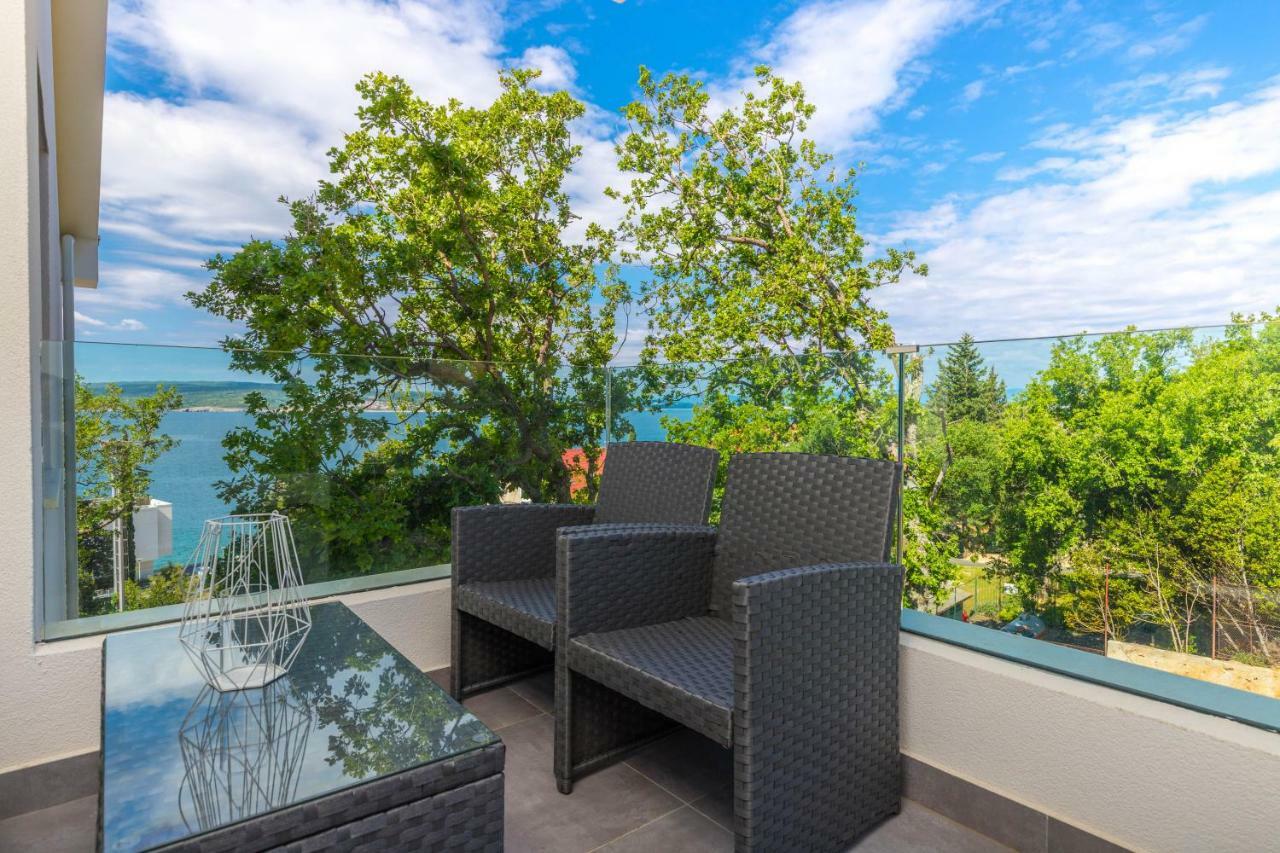 Apartments Ines Selce Exterior foto