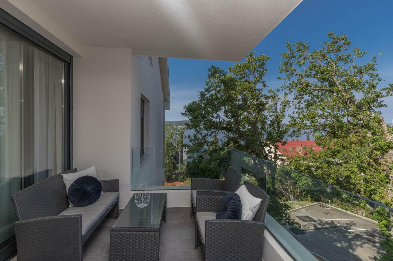 Apartments Ines Selce Exterior foto
